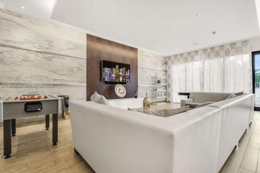 Nine At Mary Brickell Village at 999 1 Ave, Miami, FL 33130 - For Sale photo 17