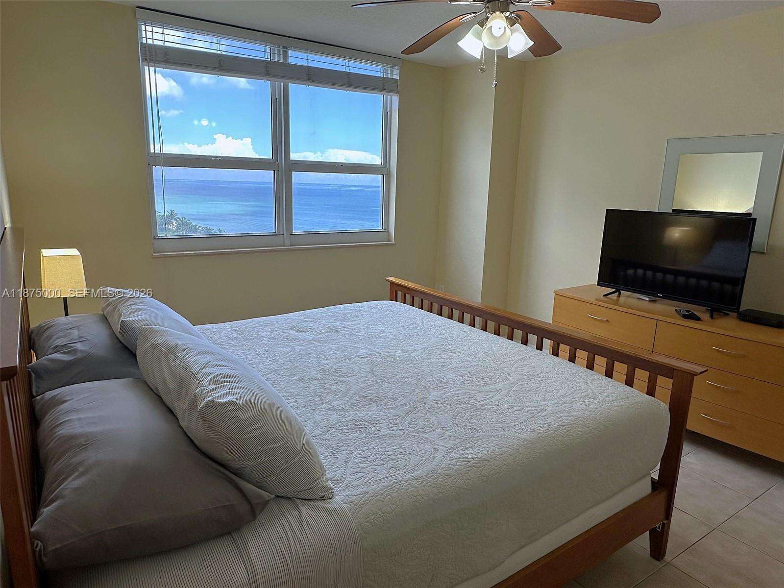2080 Ocean Dr, Hallandale Beach, FL 33009 - For Sale photo 10