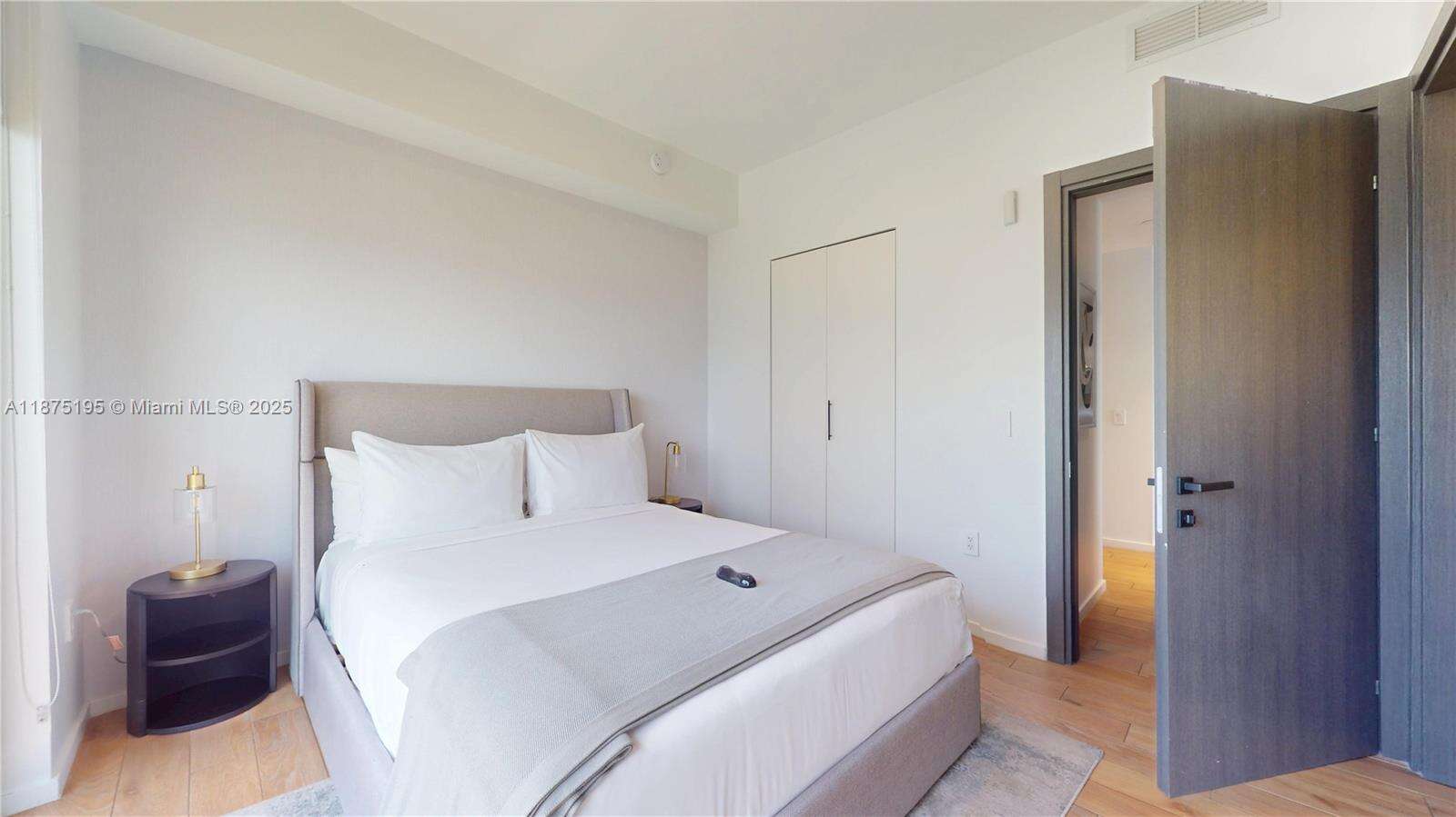 398 NE 5TH STREET - 398 5 St, Miami, FL 33132 | Picture 13