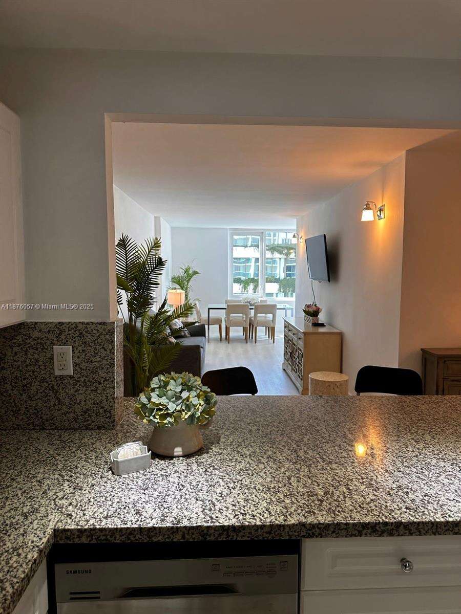 Roney Palace at 2301 Collins Ave, Miami Beach, FL 33139 - For Sale photo 12