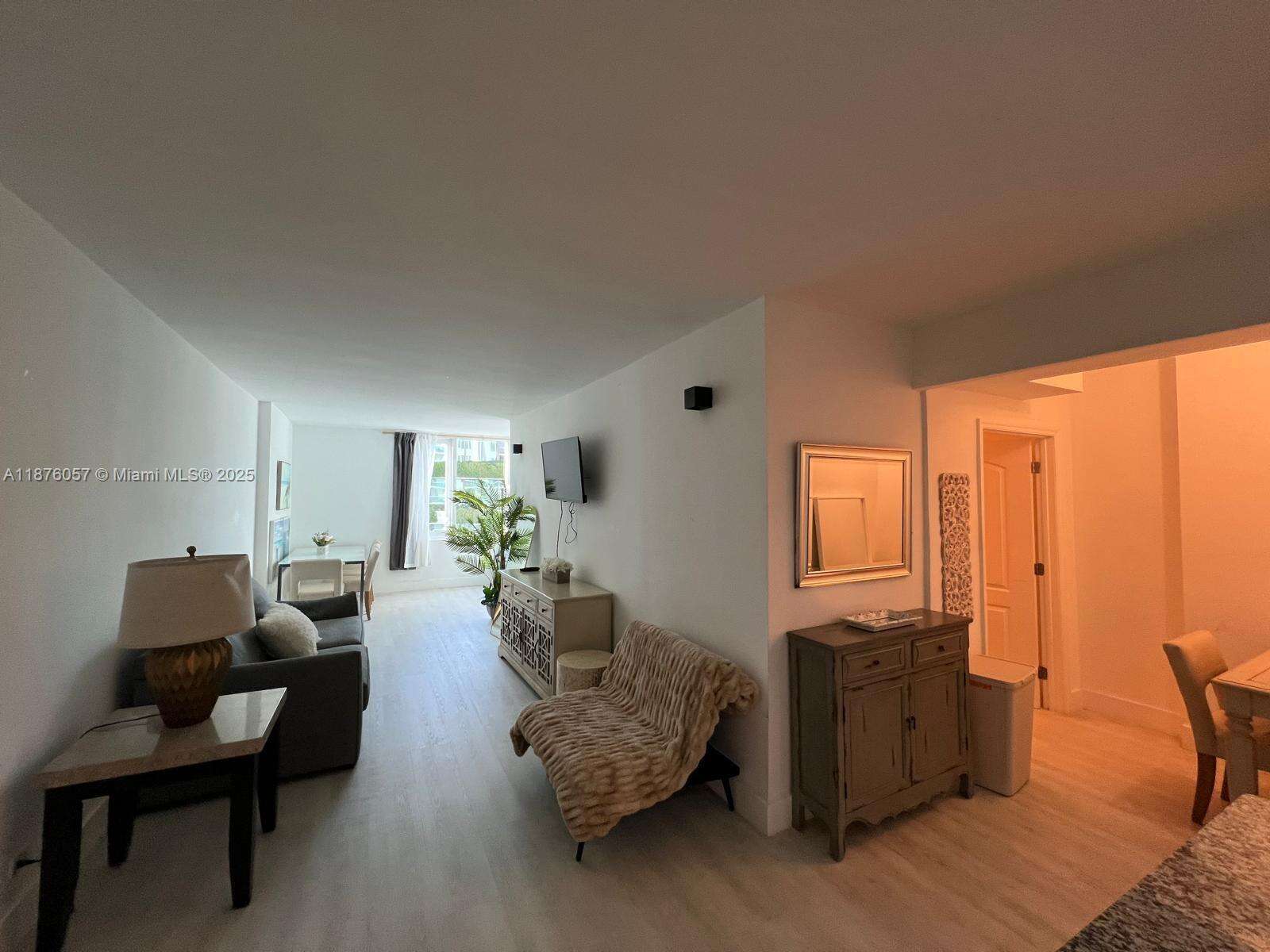 Roney Palace at 2301 Collins Ave, Miami Beach, FL 33139 - For Sale photo 21