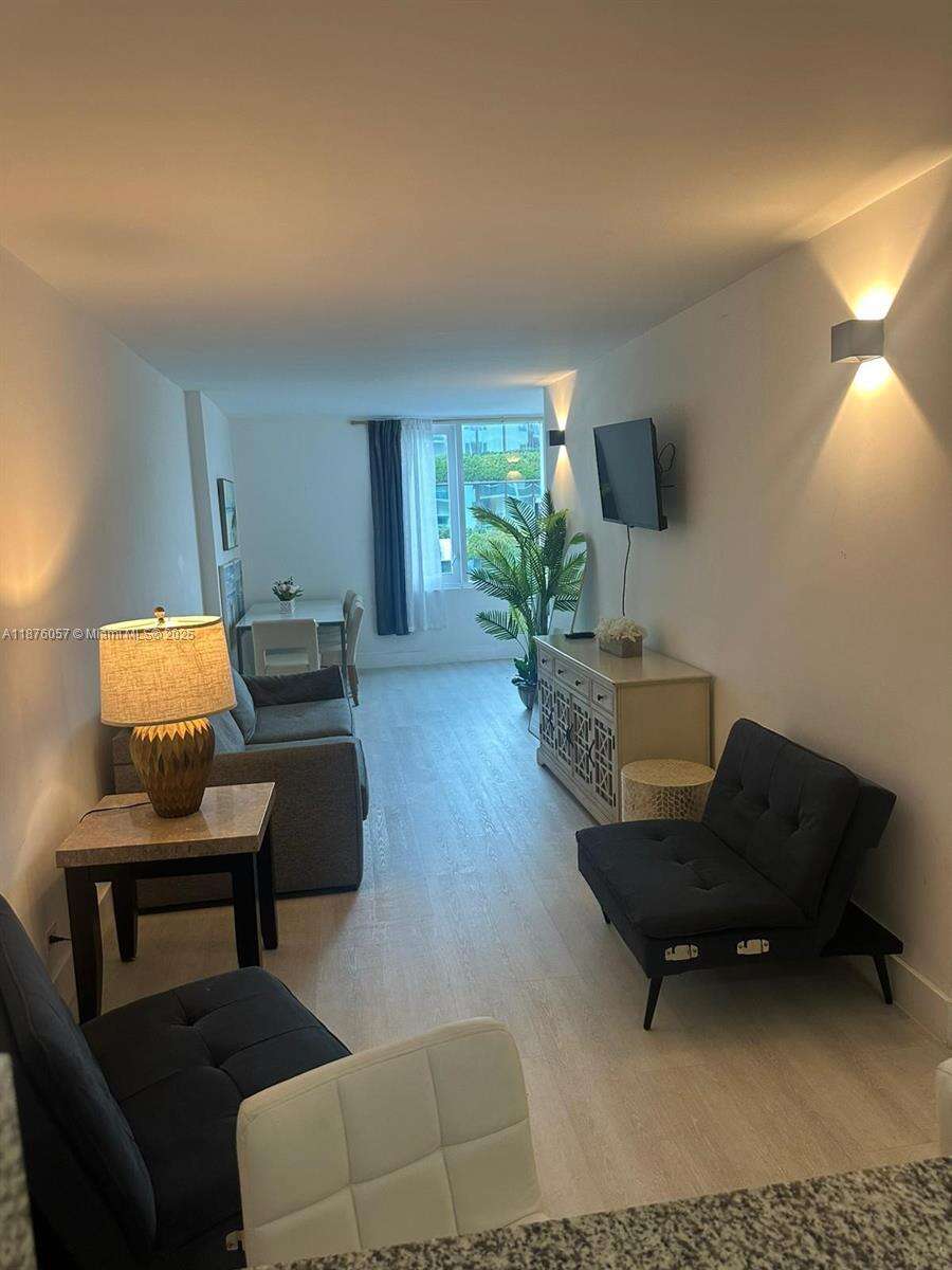 Roney Palace at 2301 Collins Ave, Miami Beach, FL 33139 - For Sale photo 8