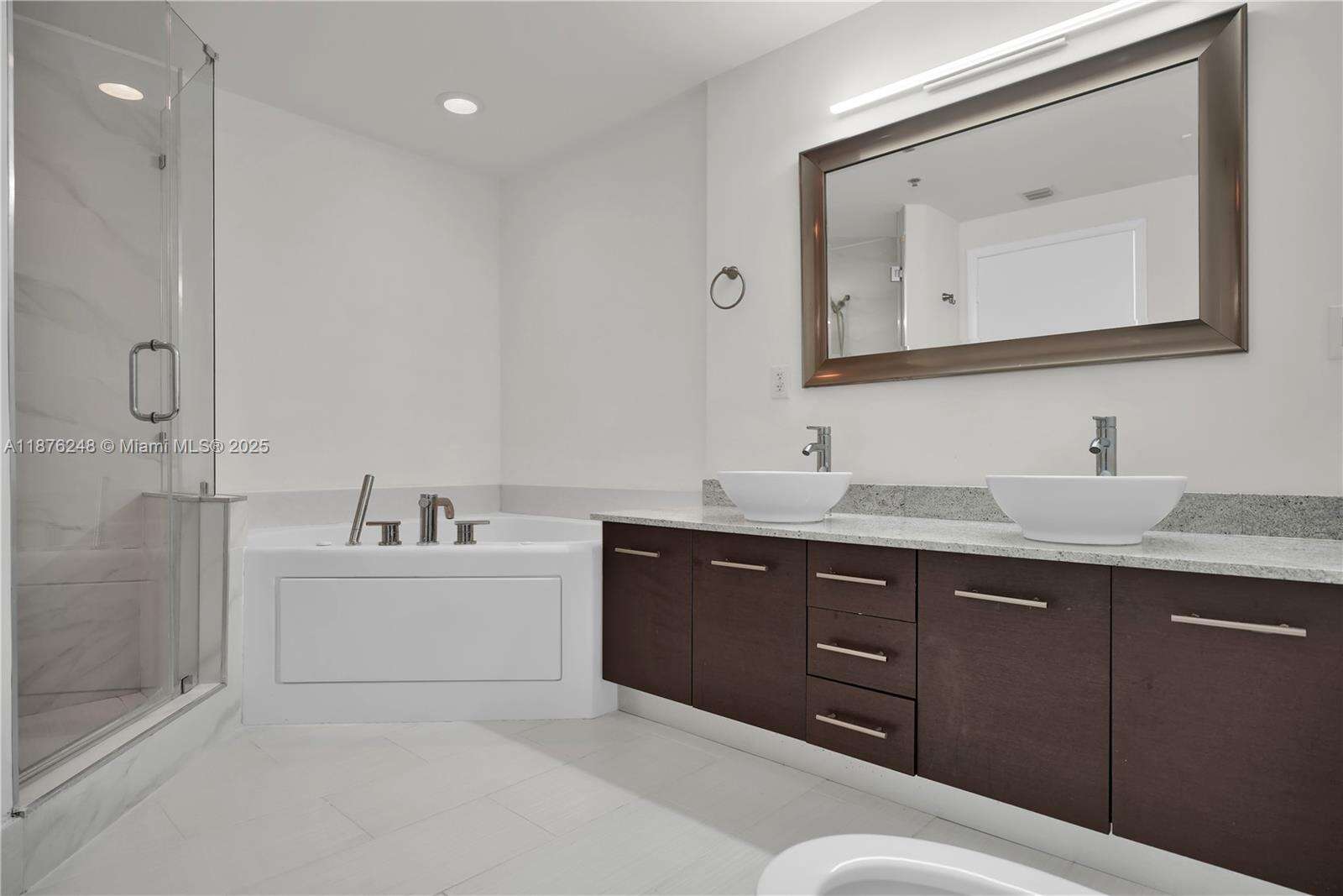 Uptown Marina Lofts at 3029 188 St, Aventura, FL 33180 - For Sale photo 10