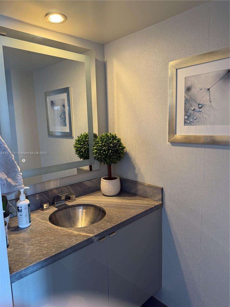 Brickell East at 151 15th Rd, Miami, FL 33129 - For Sale photo 10