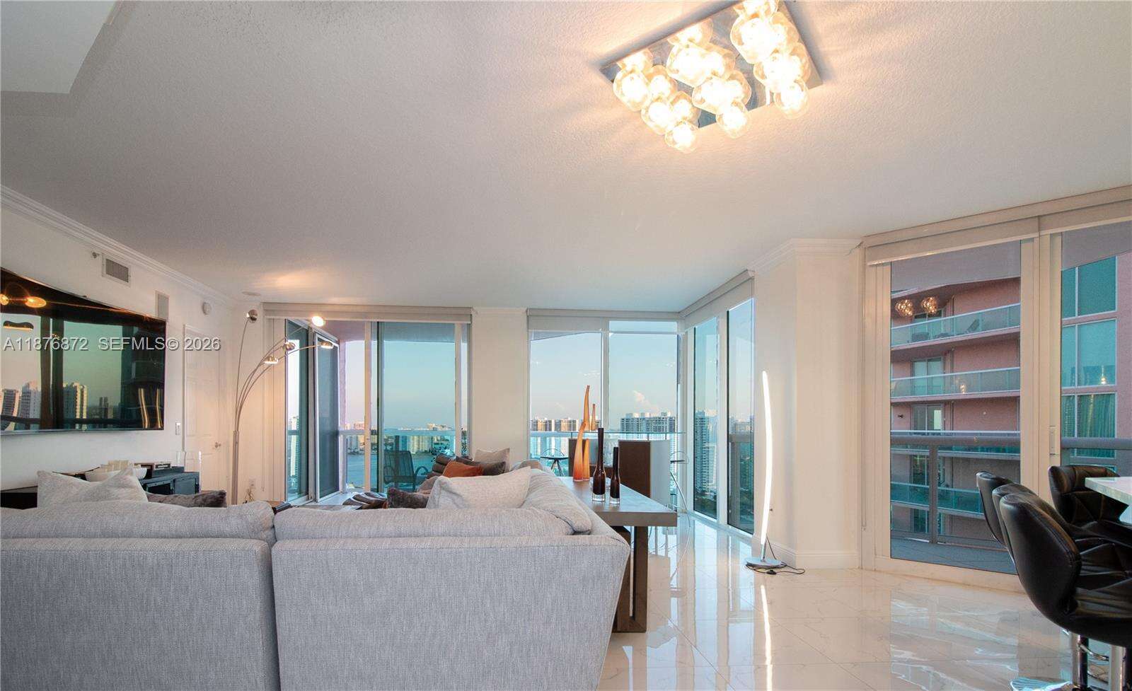 Hidden Bay at 3370 190 St, Aventura, FL 33180 - For Sale photo 4