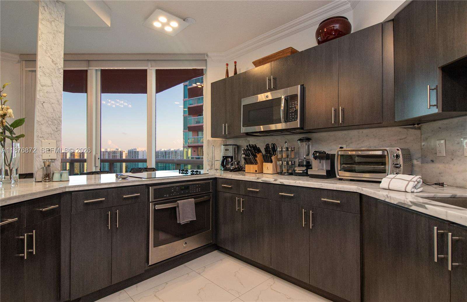 Hidden Bay at 3370 190 St, Aventura, FL 33180 - For Sale photo 8