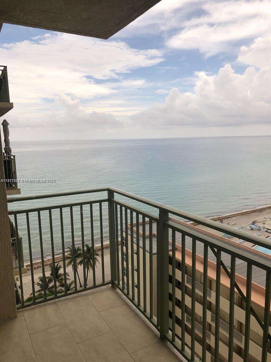 2080 Ocean Dr, Hallandale Beach, FL 33009 - For Sale photo 14