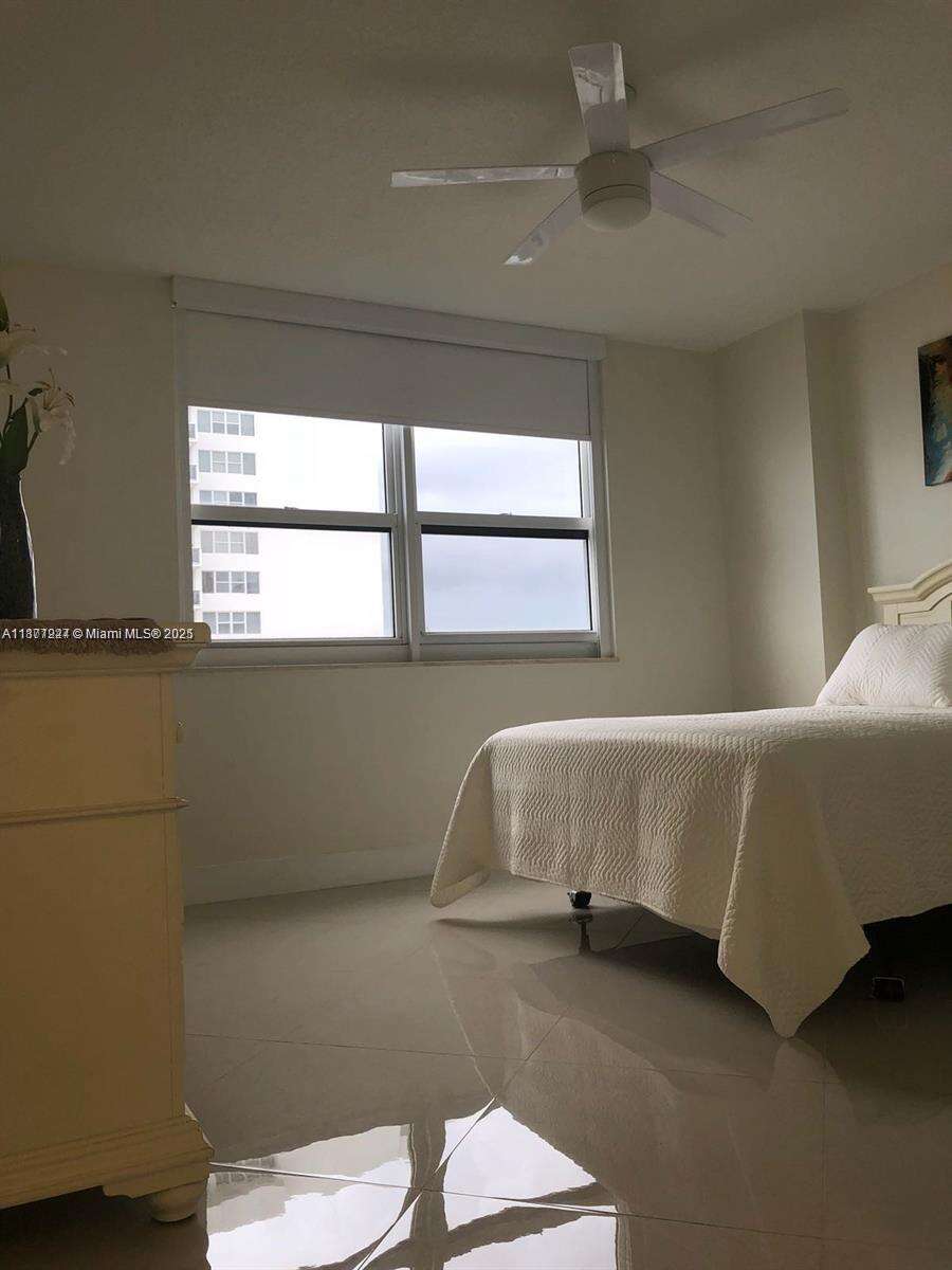 2080 Ocean Dr, Hallandale Beach, FL 33009 - For Sale photo 19