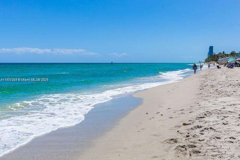2080 Ocean Dr, Hallandale Beach, FL 33009 - For Sale photo 6