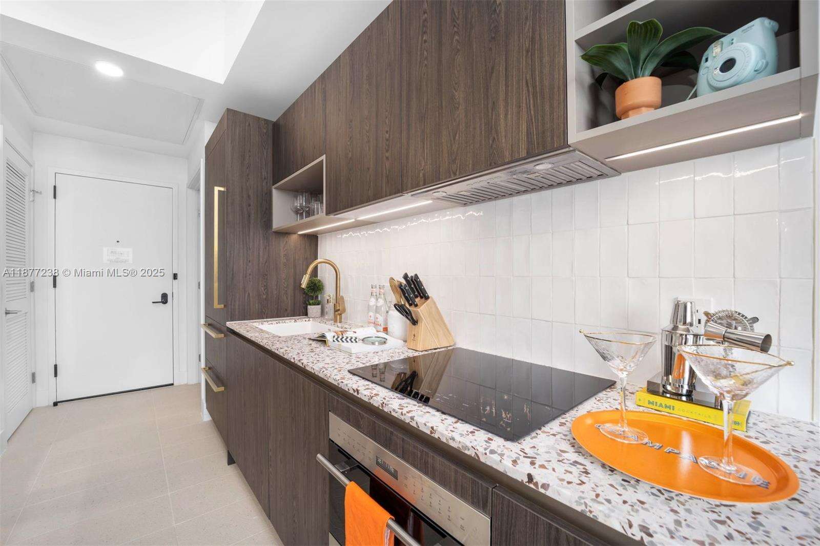 Natiivo | Gale Miami at 159 6th St, Miami, FL 33132 - For Sale photo 4