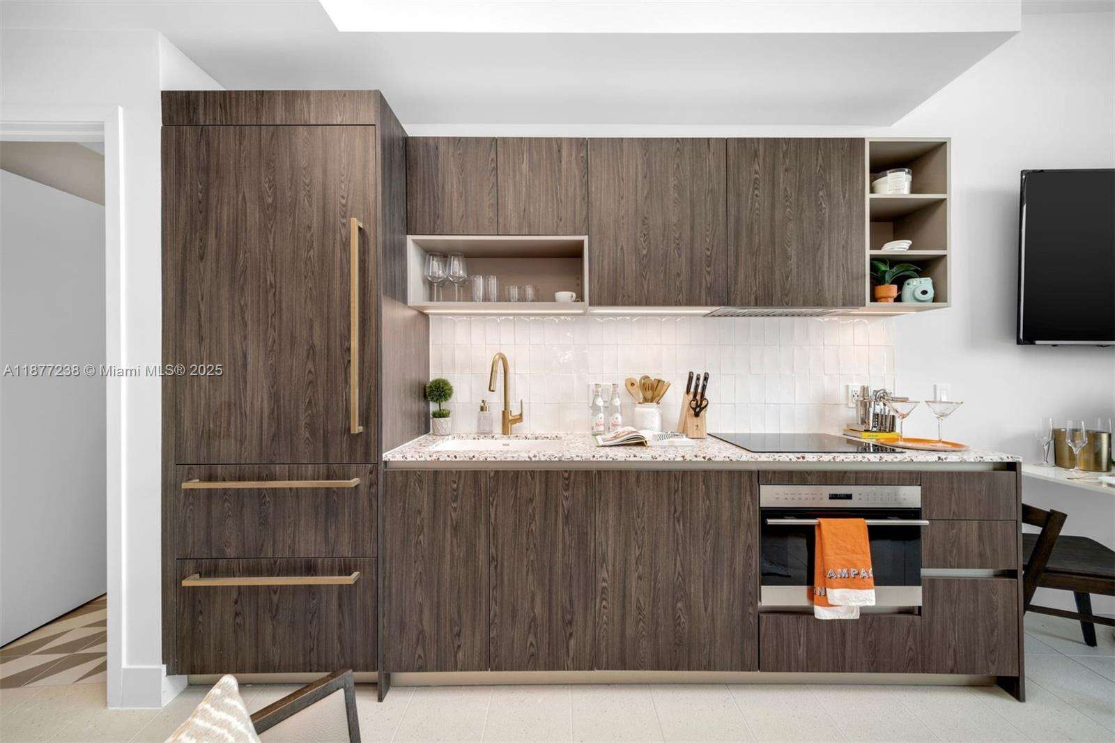 Natiivo | Gale Miami at 159 6th St, Miami, FL 33132 - For Sale photo 5