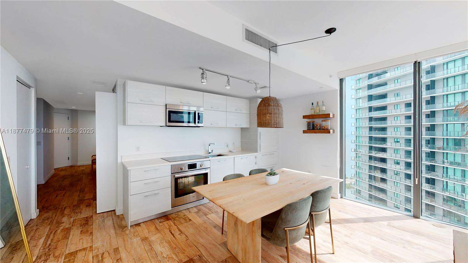 Paraiso Bay at 650 32nd St, Miami, FL 33137 - For Sale photo 4
