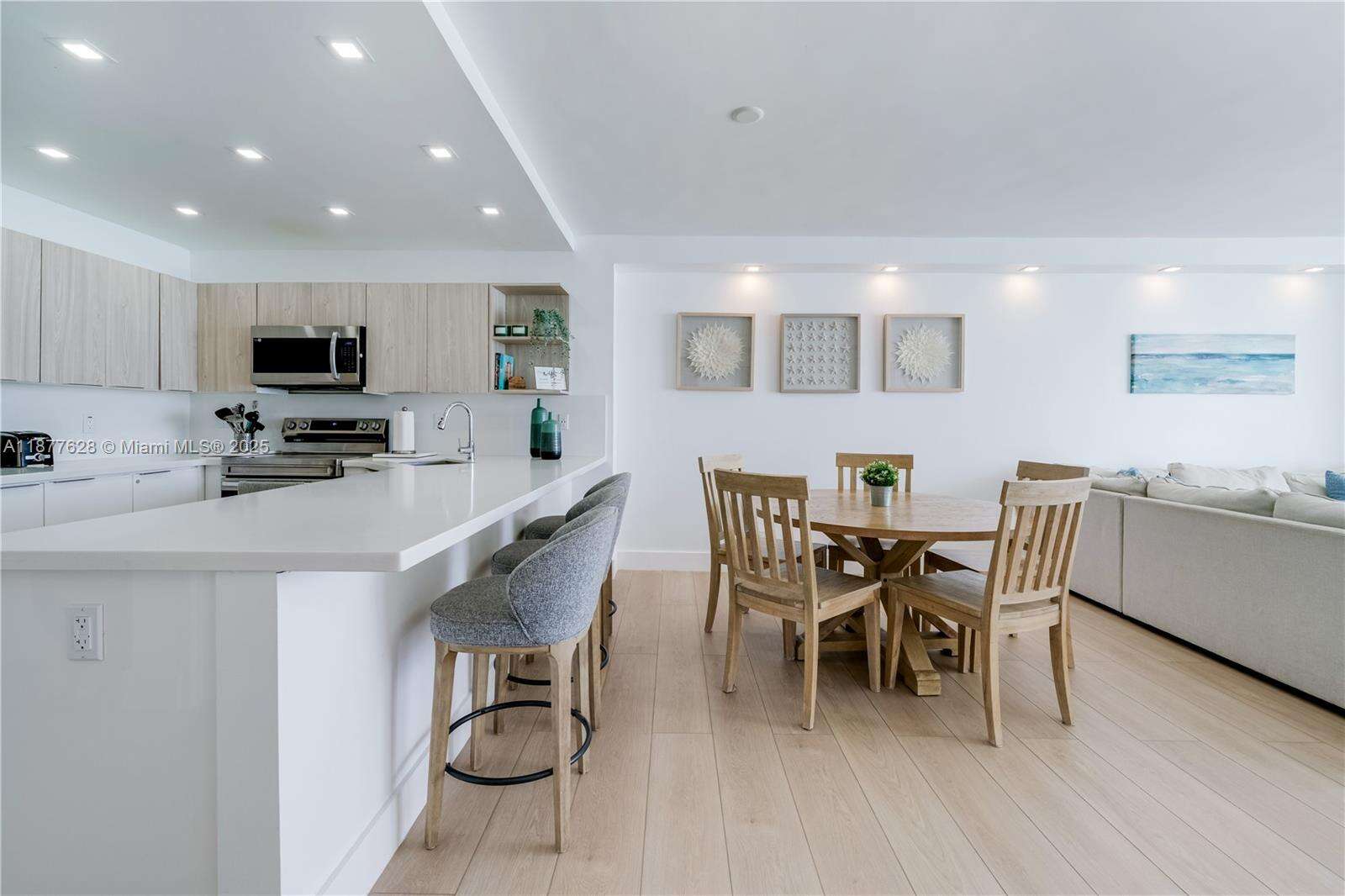 The Pavilion at 5601 Collins Ave, Miami Beach, FL 33140 - For Sale photo 9