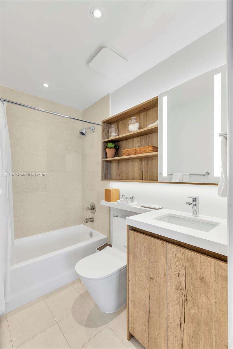 Infinity At Brickell at 60 13 St, Miami, FL 33130 - For Sale photo 19