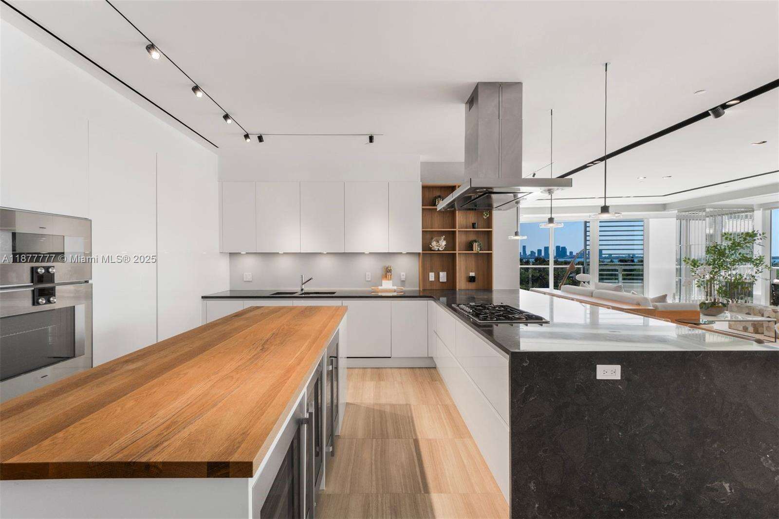 4701 NORTH MERIDIAN - 4701 Meridian Ave, Miami Beach, FL 33140 | Picture 13