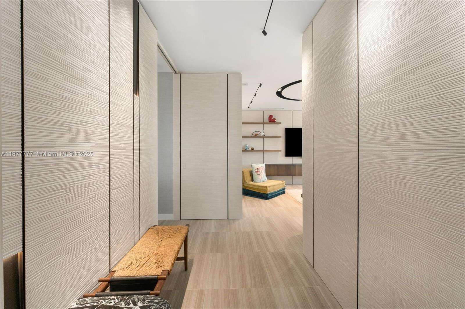 4701 NORTH MERIDIAN - 4701 Meridian Ave, Miami Beach, FL 33140 | Picture 18