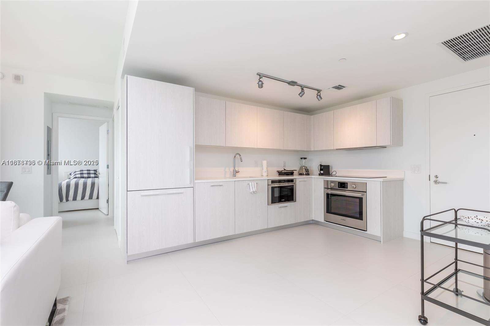 Paraiso Bayviews at 501 31, Miami, FL 33137 - For Sale photo 6