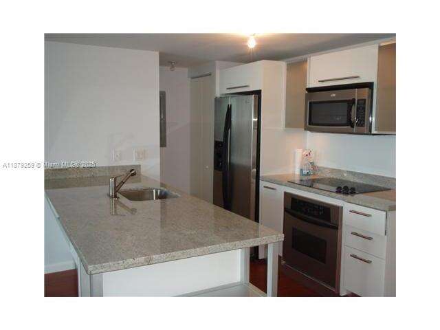 Latitude On The River at 185 7th St, Miami, FL 33130 - For Sale photo 4