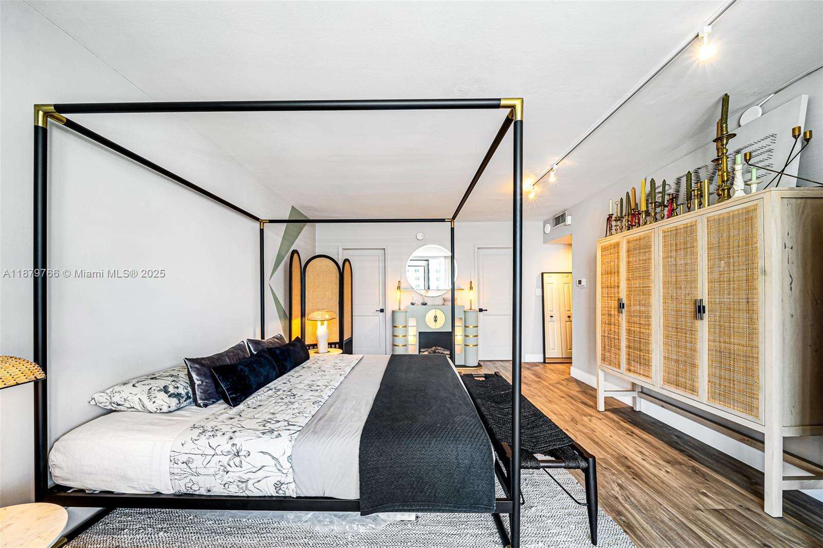 5600 Collins Ave, Miami Beach, FL 33140 - For Sale photo 29