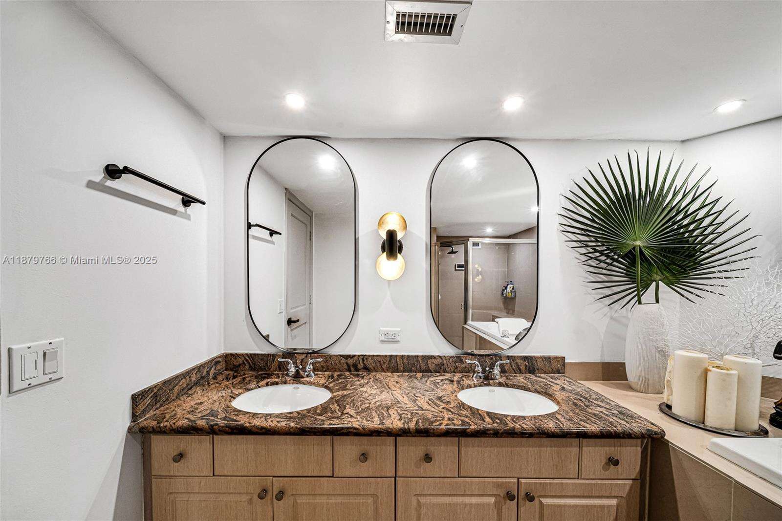 5600 Collins Ave, Miami Beach, FL 33140 - For Sale photo 32