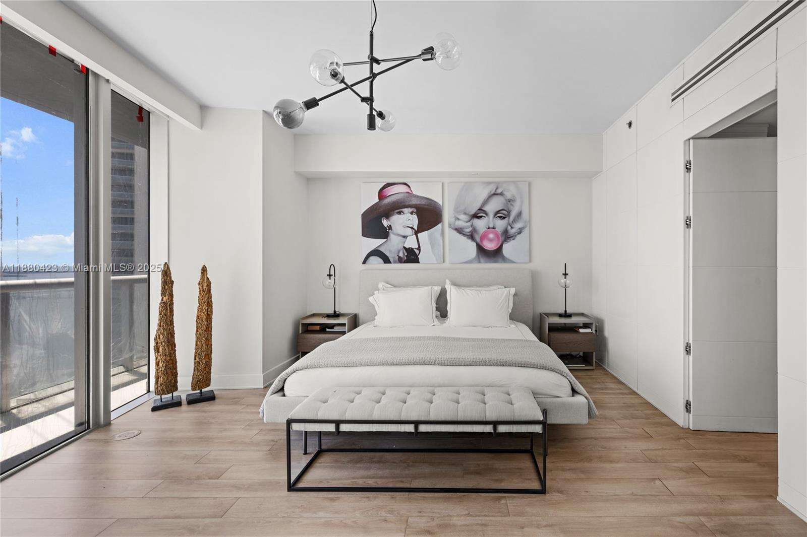 ICONBRICKELL CONDO NO 1 - 465 Brickell Ave, Miami, FL 33131 | Picture 17