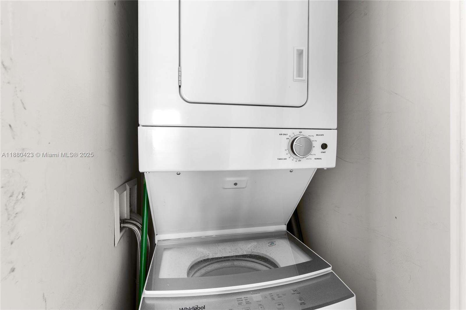 ICONBRICKELL CONDO NO 1 - 465 Brickell Ave, Miami, FL 33131 | Picture 19