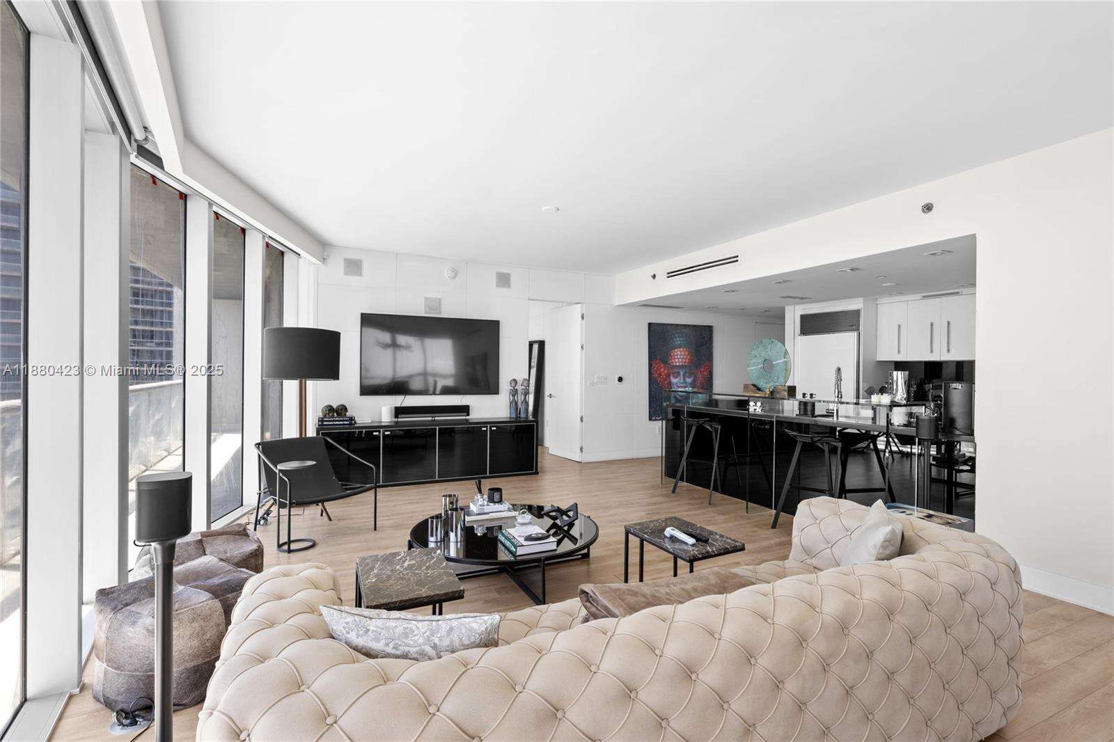 ICONBRICKELL CONDO NO 1 - 465 Brickell Ave, Miami, FL 33131 | Picture 34