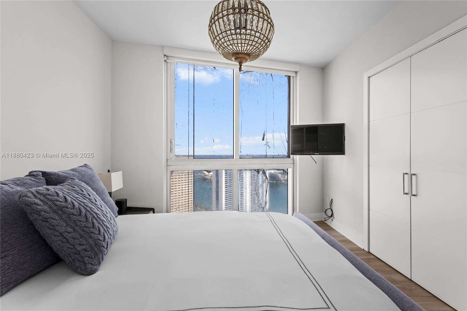 ICONBRICKELL CONDO NO 1 - 465 Brickell Ave, Miami, FL 33131 | Picture 8