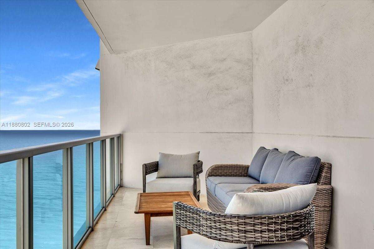 OCEAN PALMS - 3101 Ocean Dr, Hollywood, FL 33019 | Picture 28