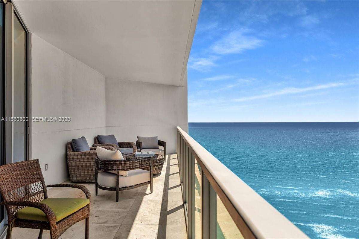 OCEAN PALMS - 3101 Ocean Dr, Hollywood, FL 33019 | Picture 33