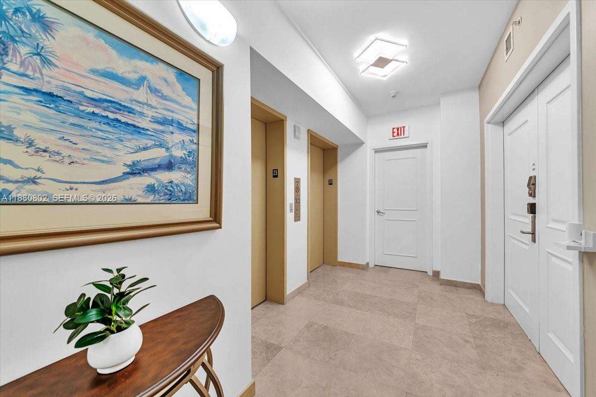 OCEAN PALMS - 3101 Ocean Dr, Hollywood, FL 33019 | Picture 38