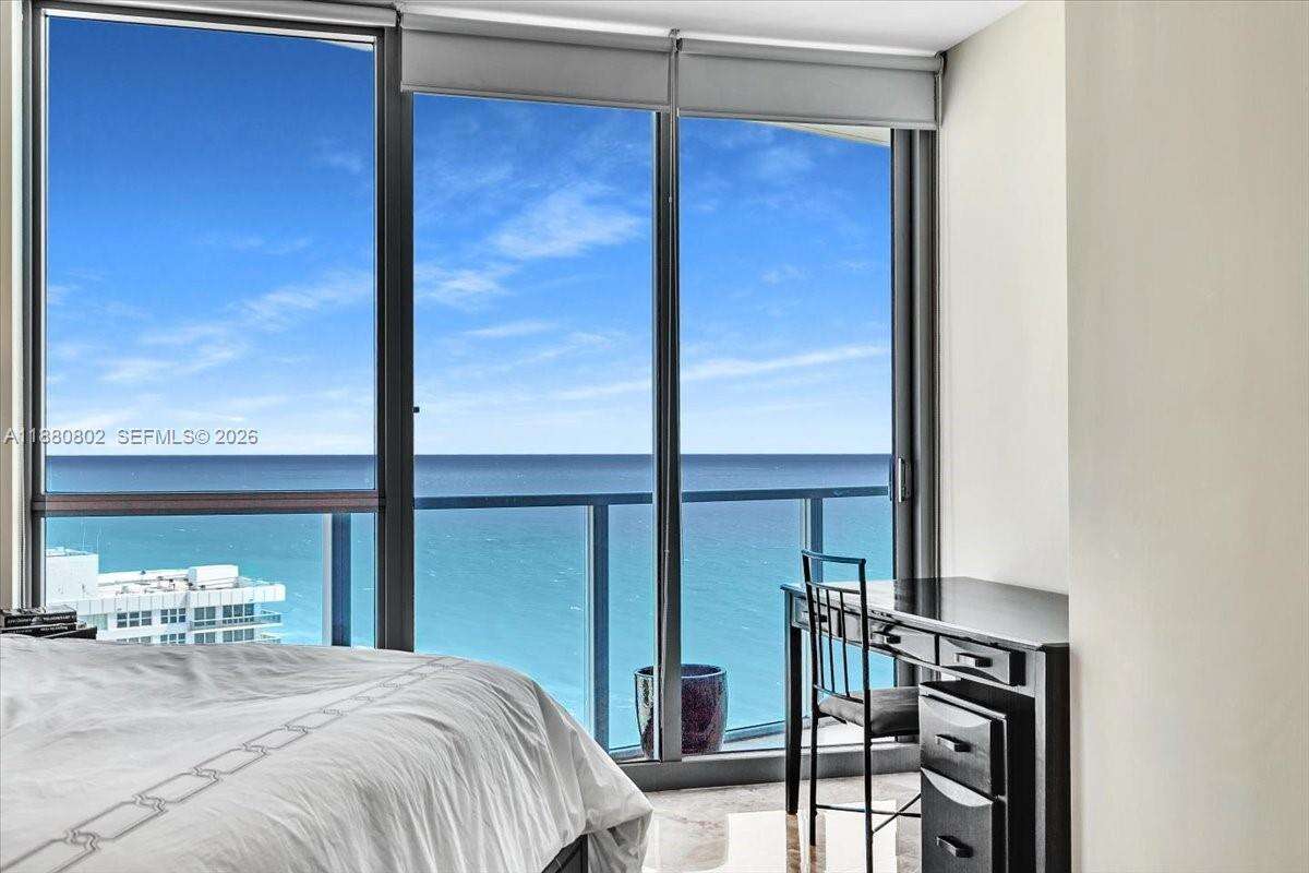 OCEAN PALMS - 3101 Ocean Dr, Hollywood, FL 33019 | Picture 44