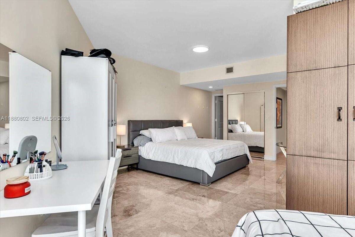 OCEAN PALMS - 3101 Ocean Dr, Hollywood, FL 33019 | Picture 53