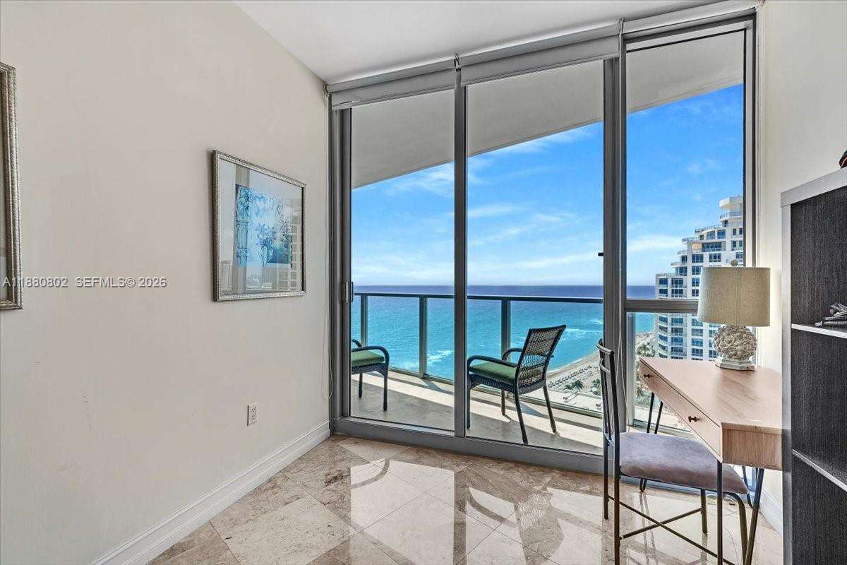 OCEAN PALMS - 3101 Ocean Dr, Hollywood, FL 33019 | Picture 57