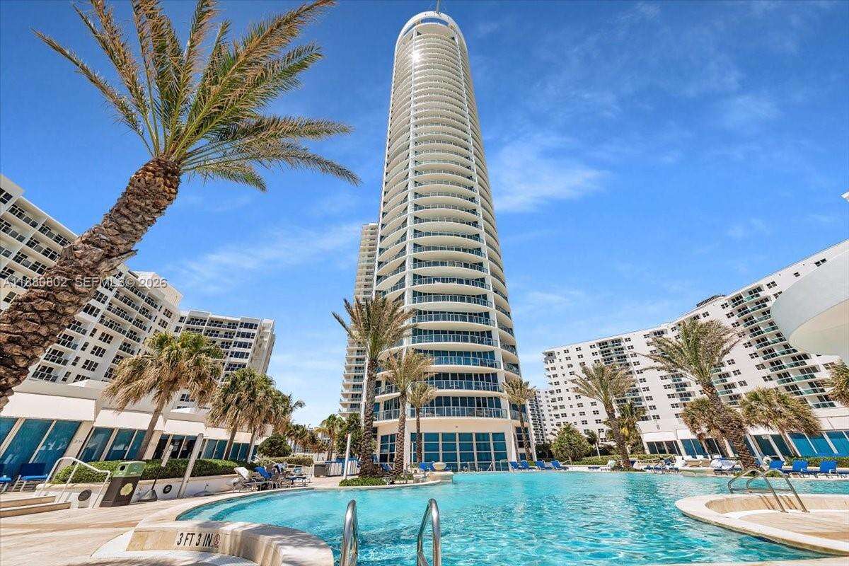 OCEAN PALMS - 3101 Ocean Dr, Hollywood, FL 33019 | Picture 61