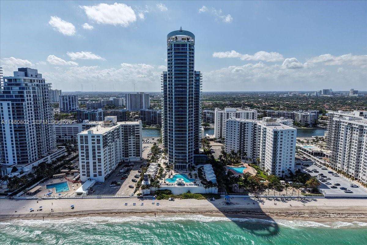 OCEAN PALMS - 3101 Ocean Dr, Hollywood, FL 33019 | Picture 75