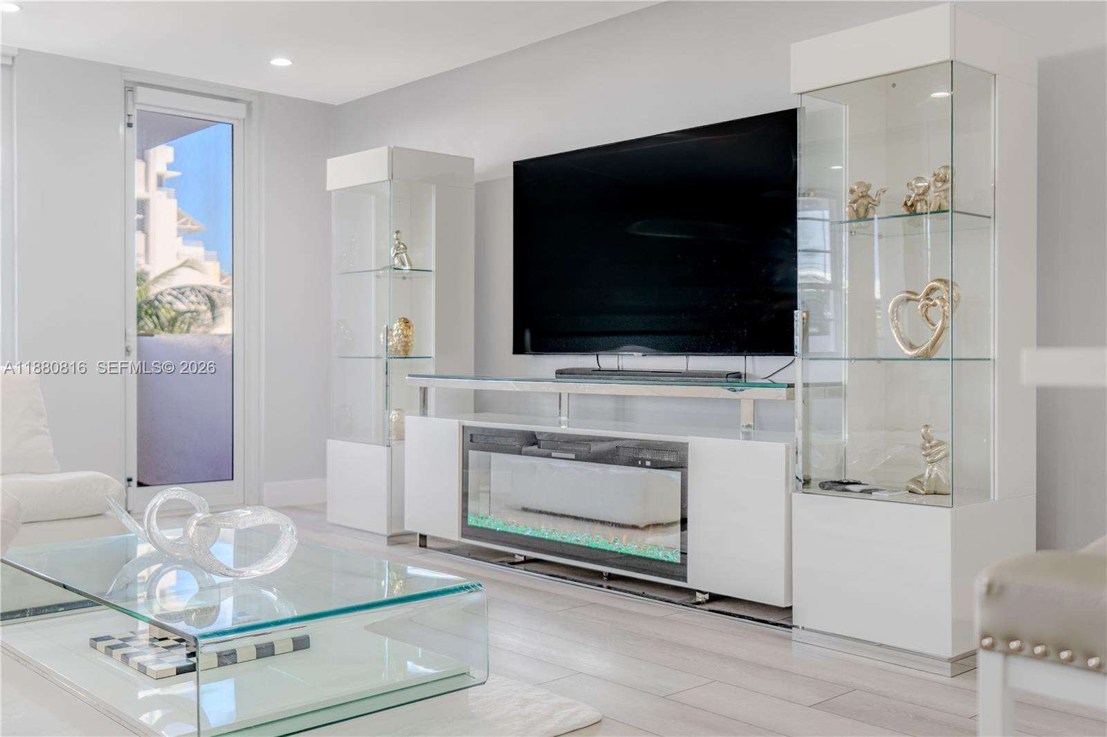 Decoplage at 100 Lincoln Rd, Miami Beach, FL 33139 - For Sale photo 28