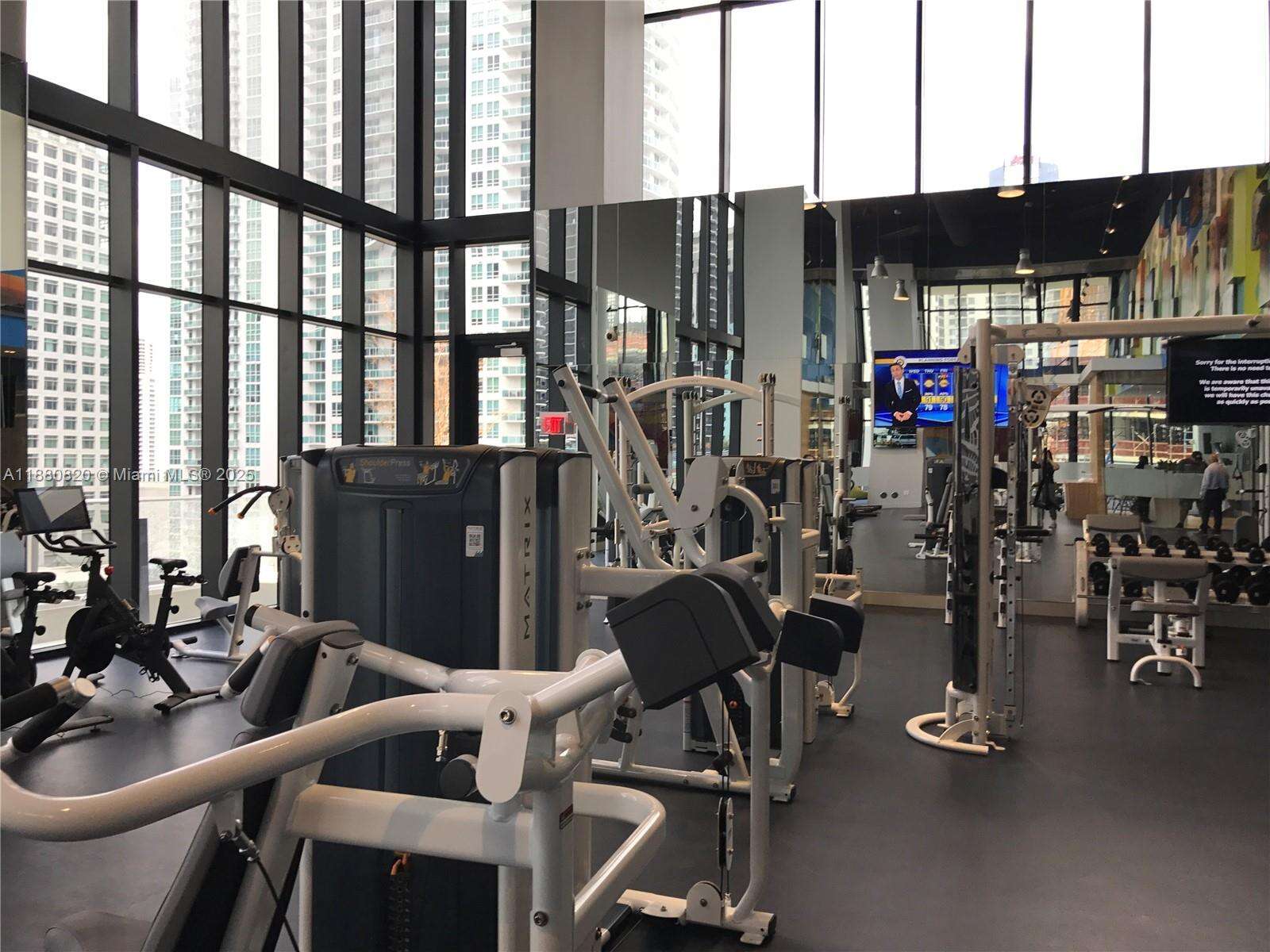 1010 Brickell at 1010 Brickell Ave, Miami, FL 33131 - For Sale photo 24