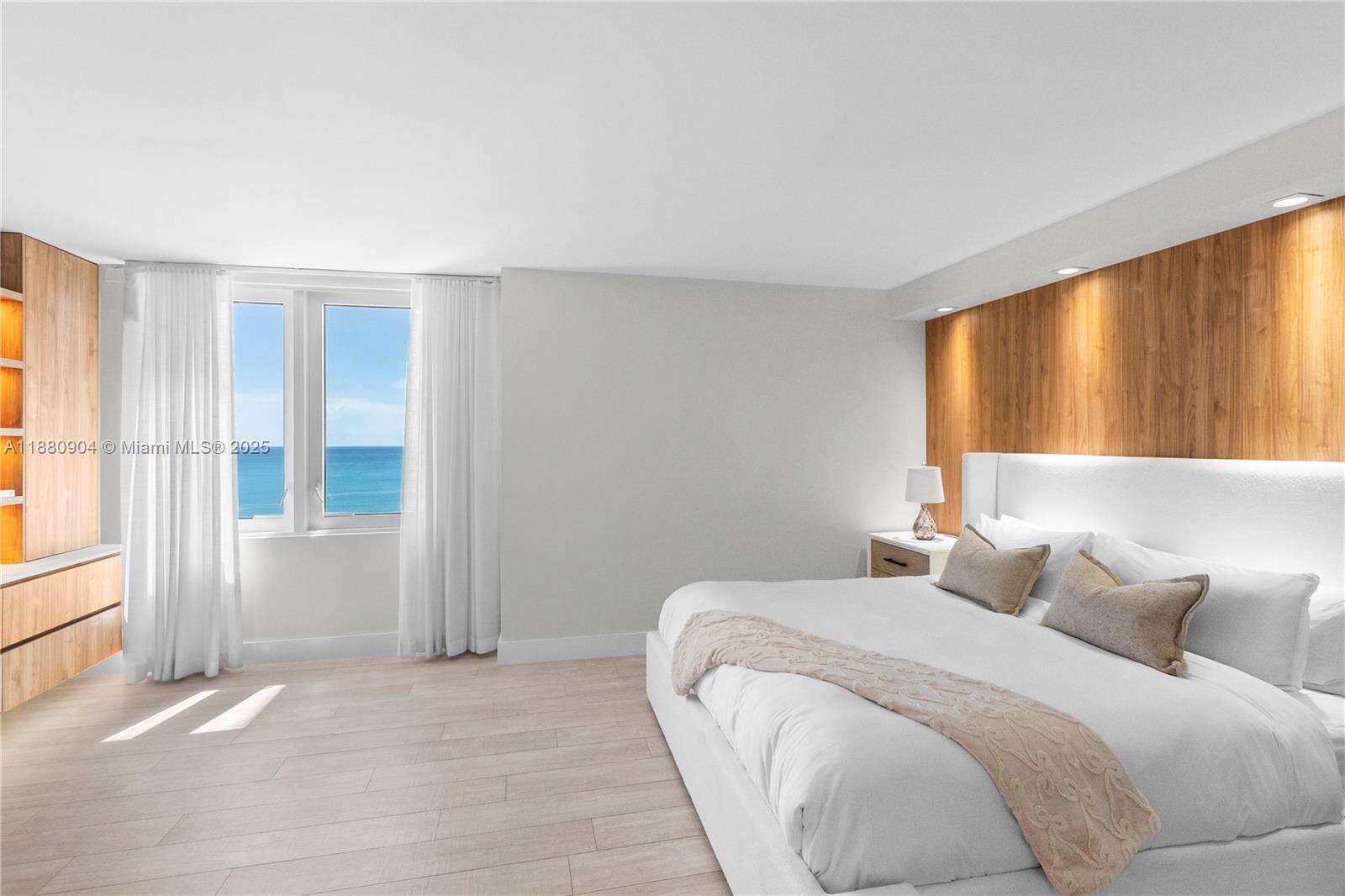 RONEY PALACE - 2301 Collins Ave, Miami Beach, FL 33139 | Picture 12