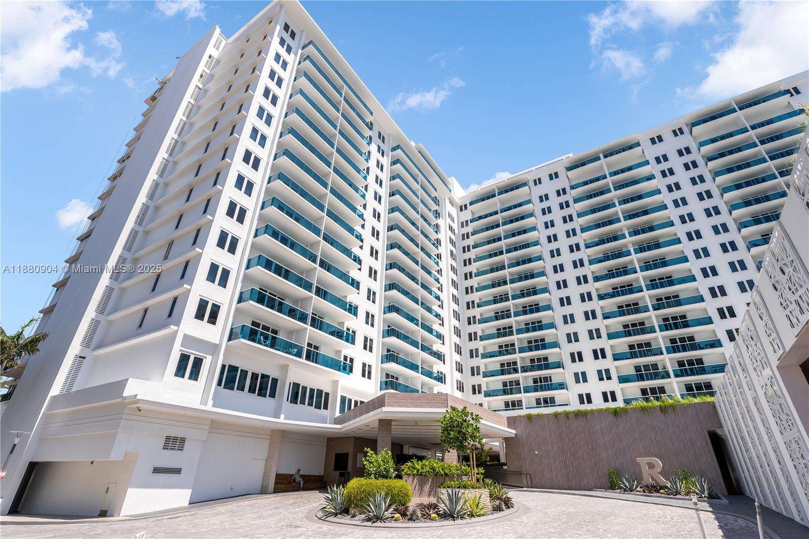 RONEY PALACE - 2301 Collins Ave, Miami Beach, FL 33139 | Picture 26