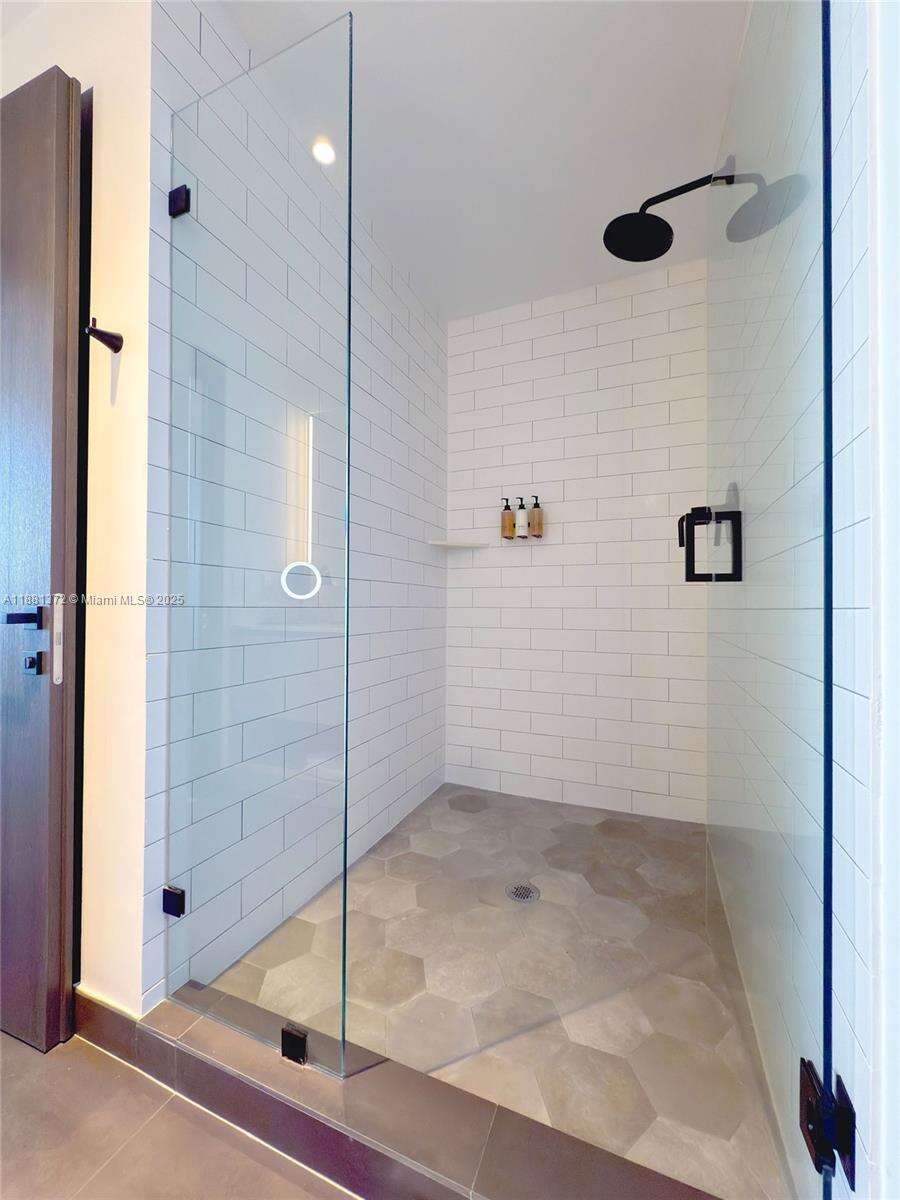 The Elser at 398 5th St, Miami, FL 33132 - For Sale photo 12