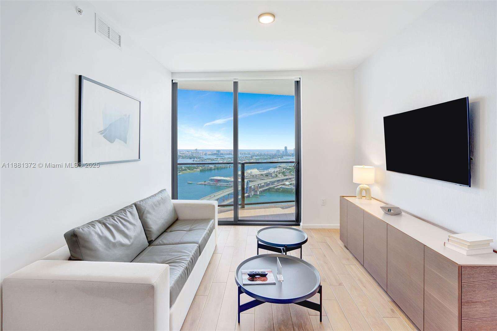 The Elser at 398 5th St, Miami, FL 33132 - For Sale photo 5