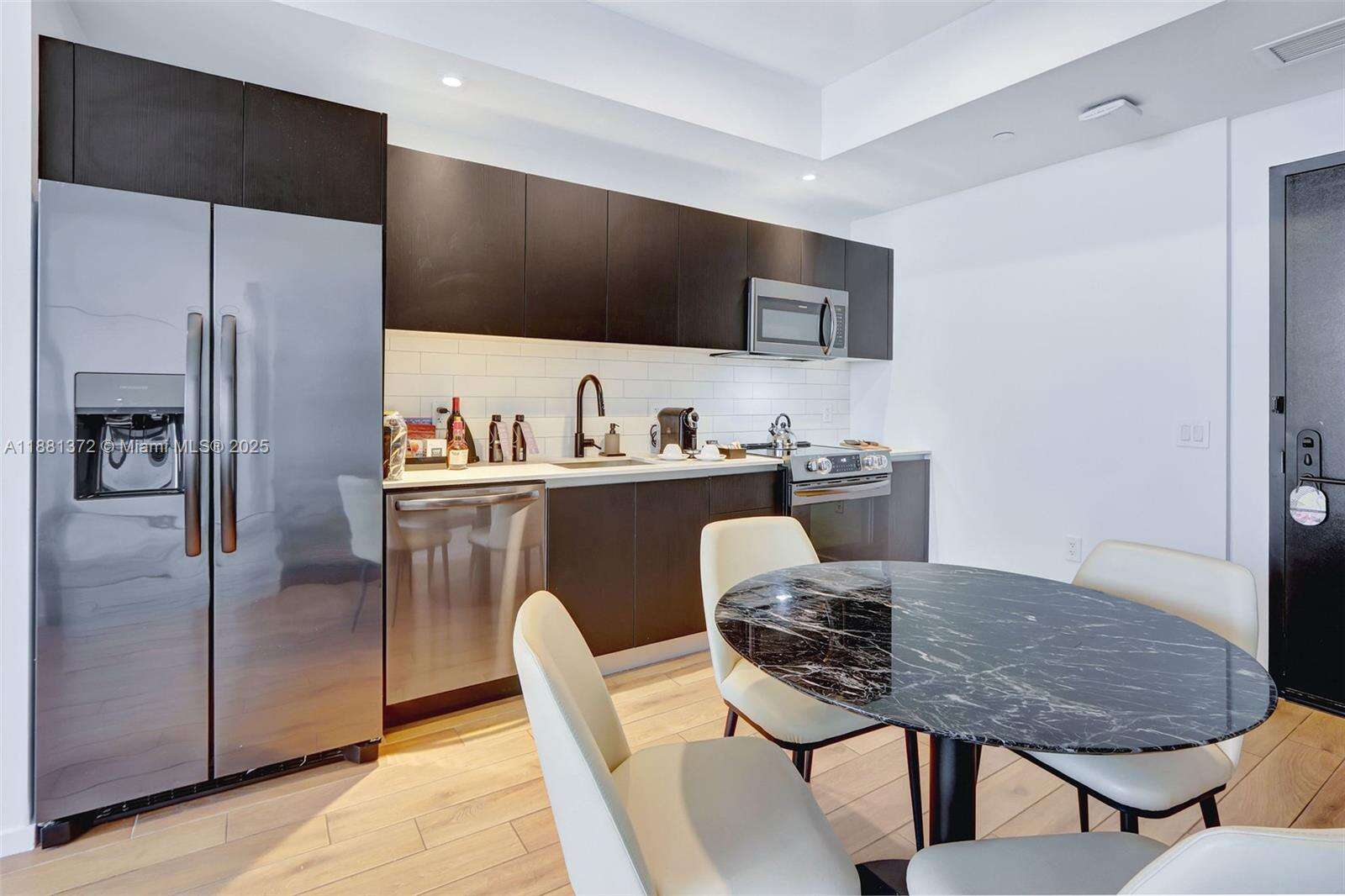 The Elser at 398 5th St, Miami, FL 33132 - For Sale photo 8