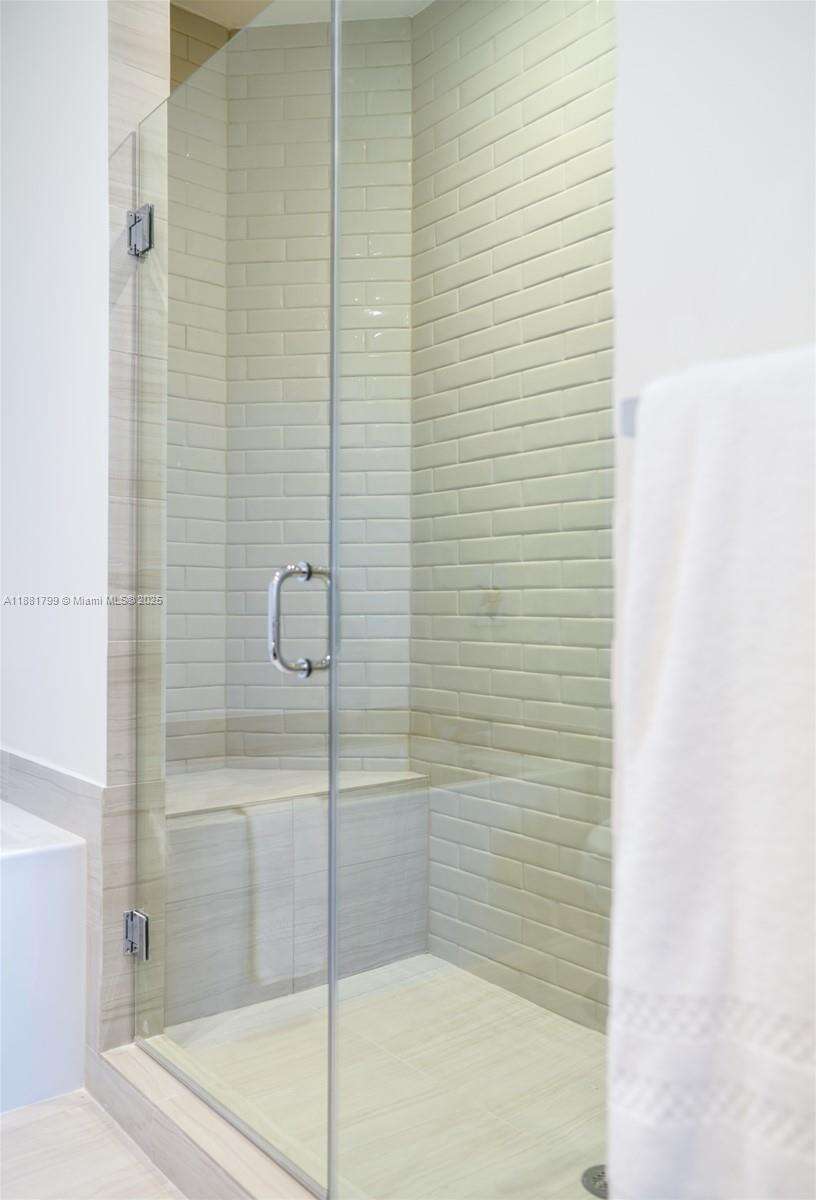 Hyde Beach House at 4010 Ocean Dr, Hollywood, FL 33019 - For Sale photo 16