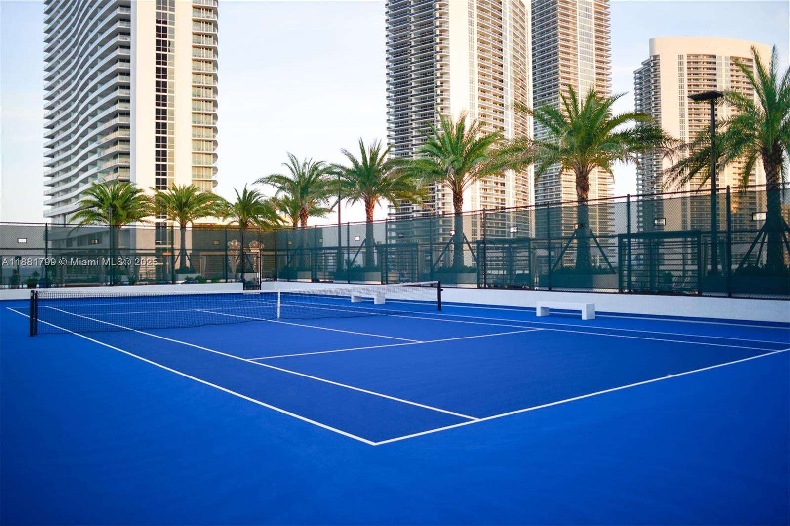 Hyde Beach House at 4010 Ocean Dr, Hollywood, FL 33019 - For Sale photo 27