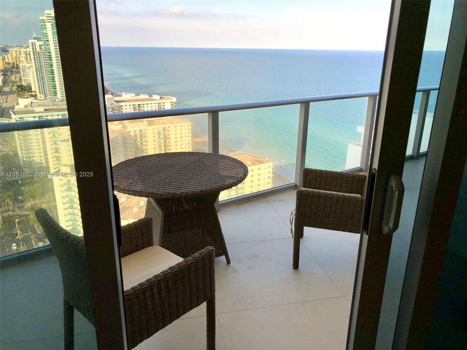 Hyde Resort at 4111 Ocean Dr, Hollywood, FL 33019 - For Sale photo 14