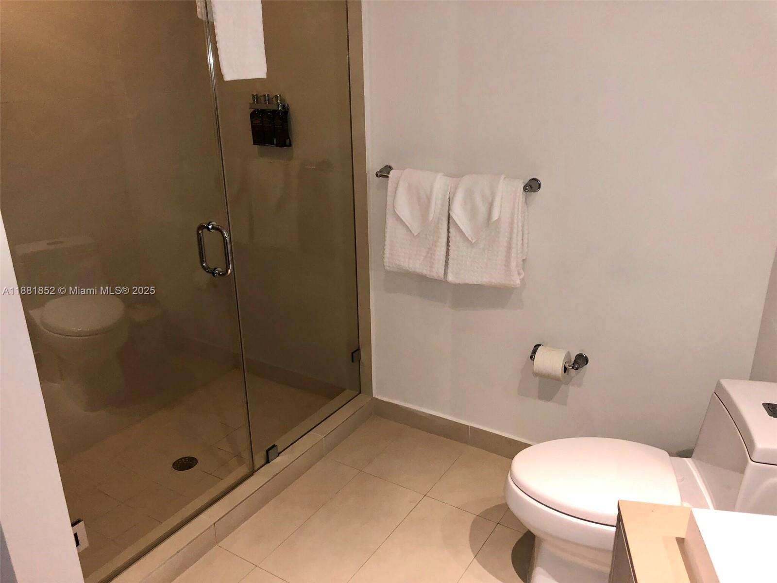 Hyde Resort at 4111 Ocean Dr, Hollywood, FL 33019 - For Sale photo 17