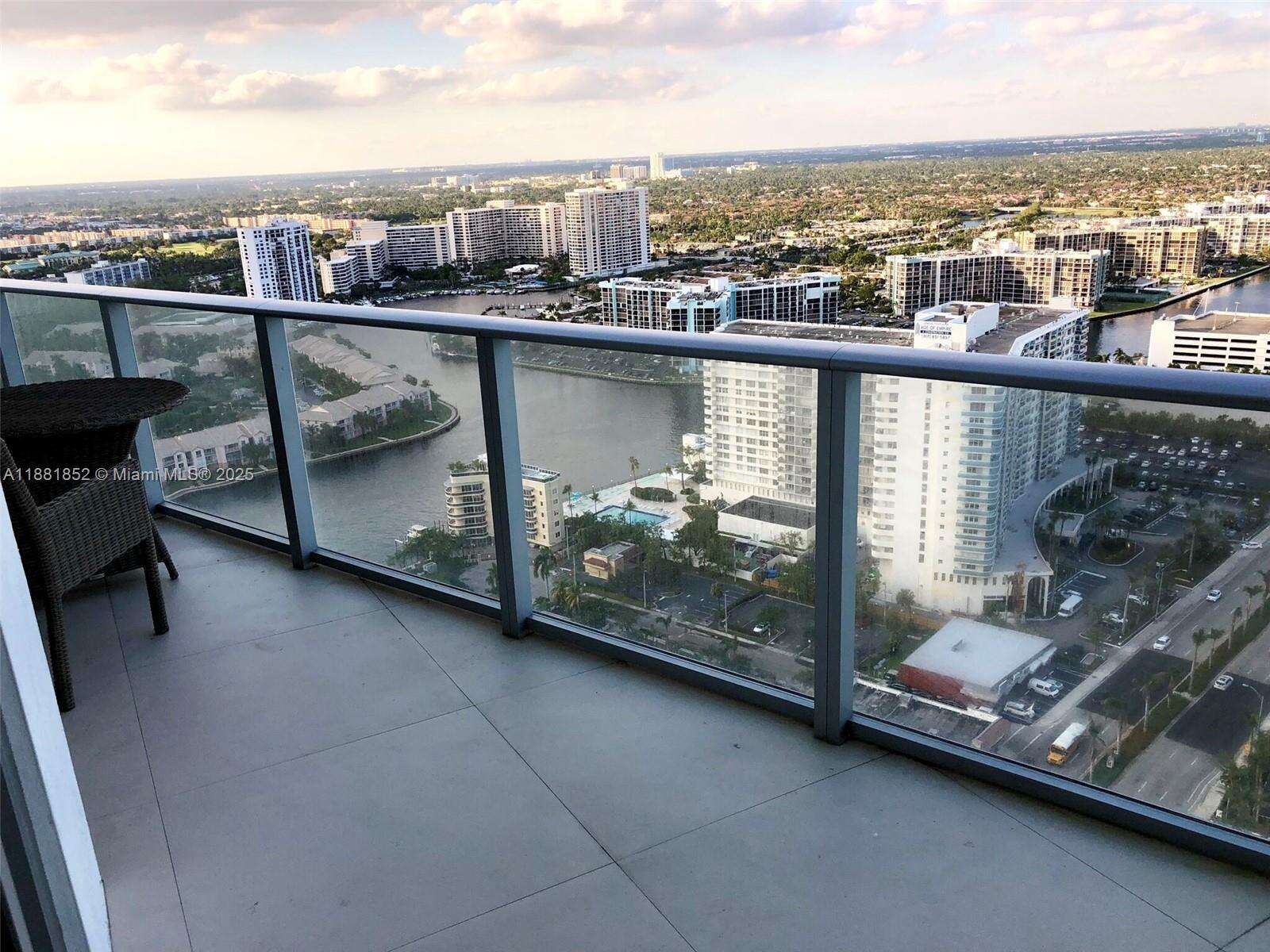Hyde Resort at 4111 Ocean Dr, Hollywood, FL 33019 - For Sale photo 24