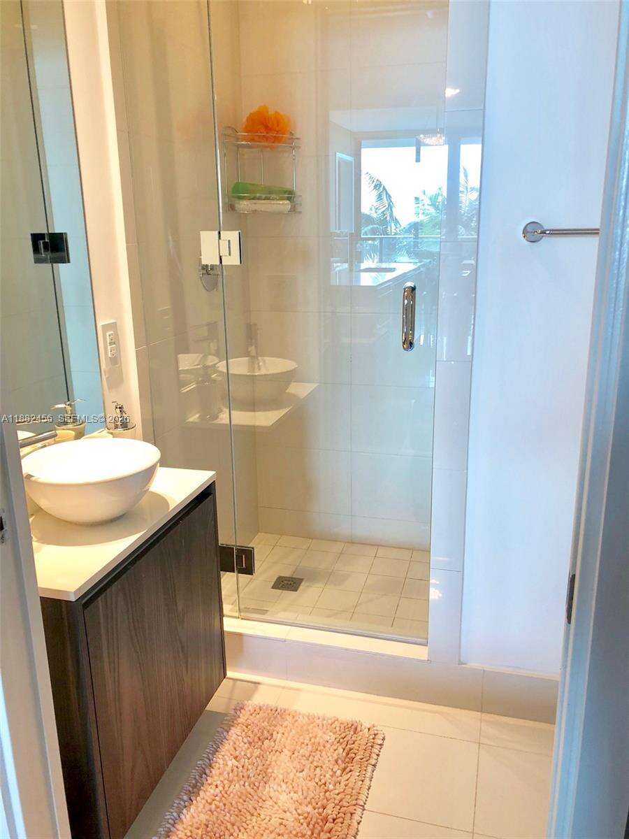 Gran Paraiso at 480 31 St, Miami, FL 33137 - For Sale photo 27