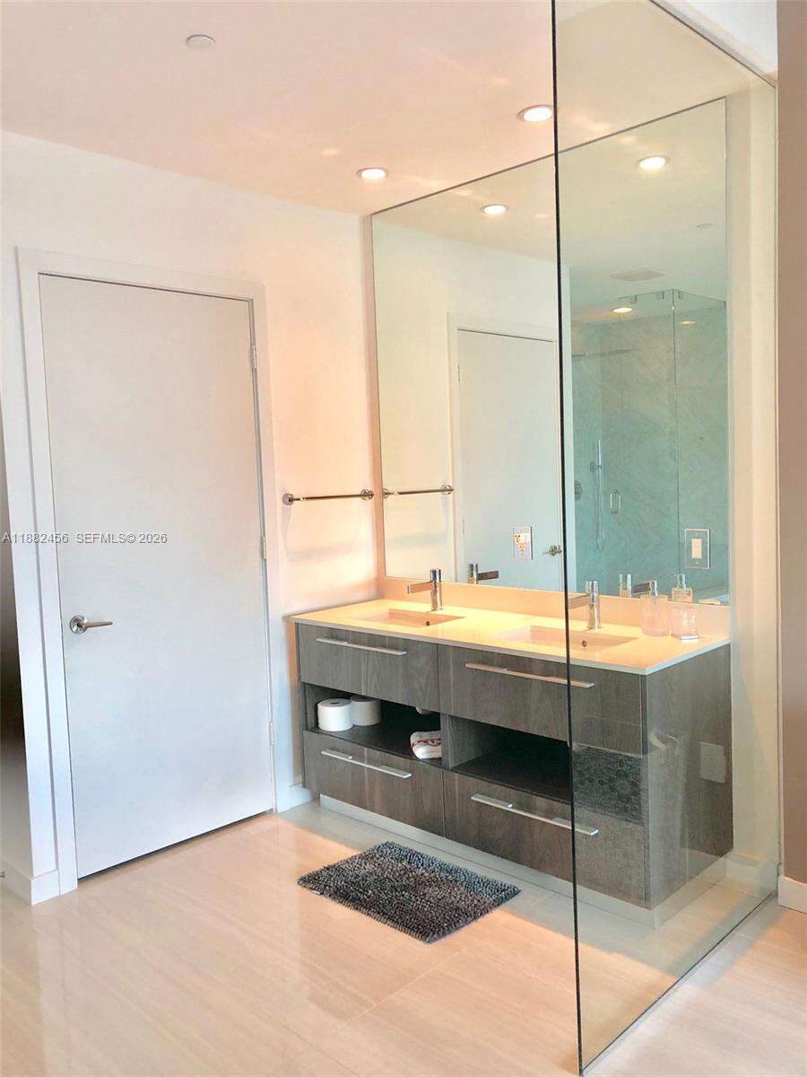 Gran Paraiso at 480 31 St, Miami, FL 33137 - For Sale photo 32
